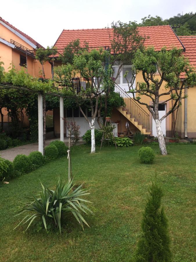 סטינג'ה Apartman Lili מראה חיצוני תמונה