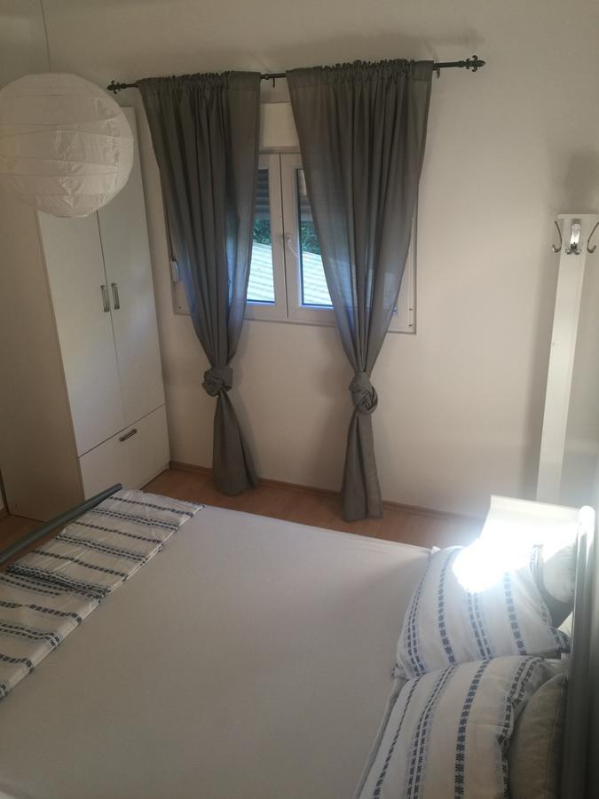 סטינג'ה Apartman Lili מראה חיצוני תמונה