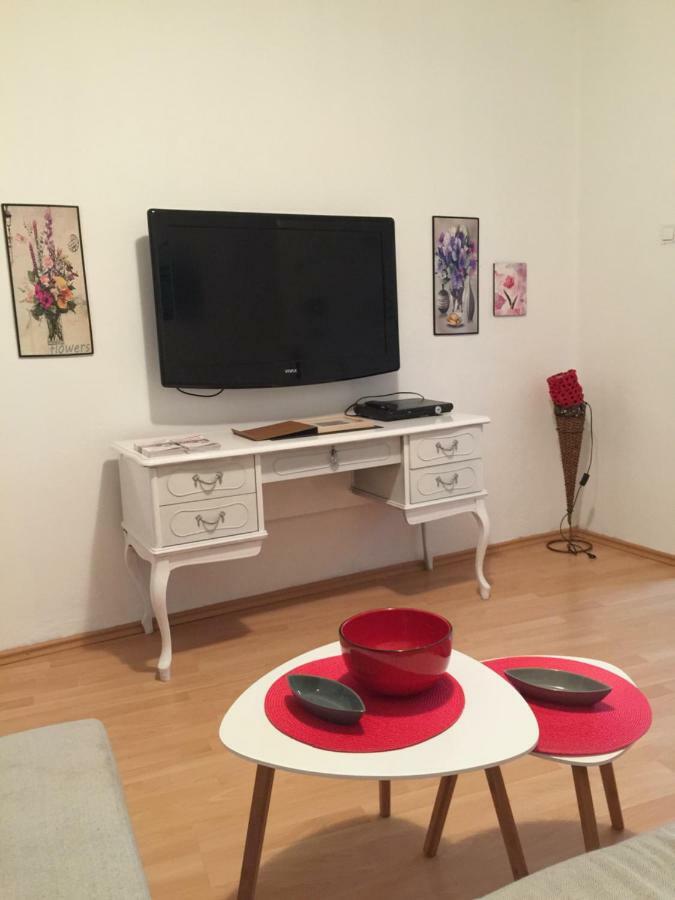 סטינג'ה Apartman Lili מראה חיצוני תמונה